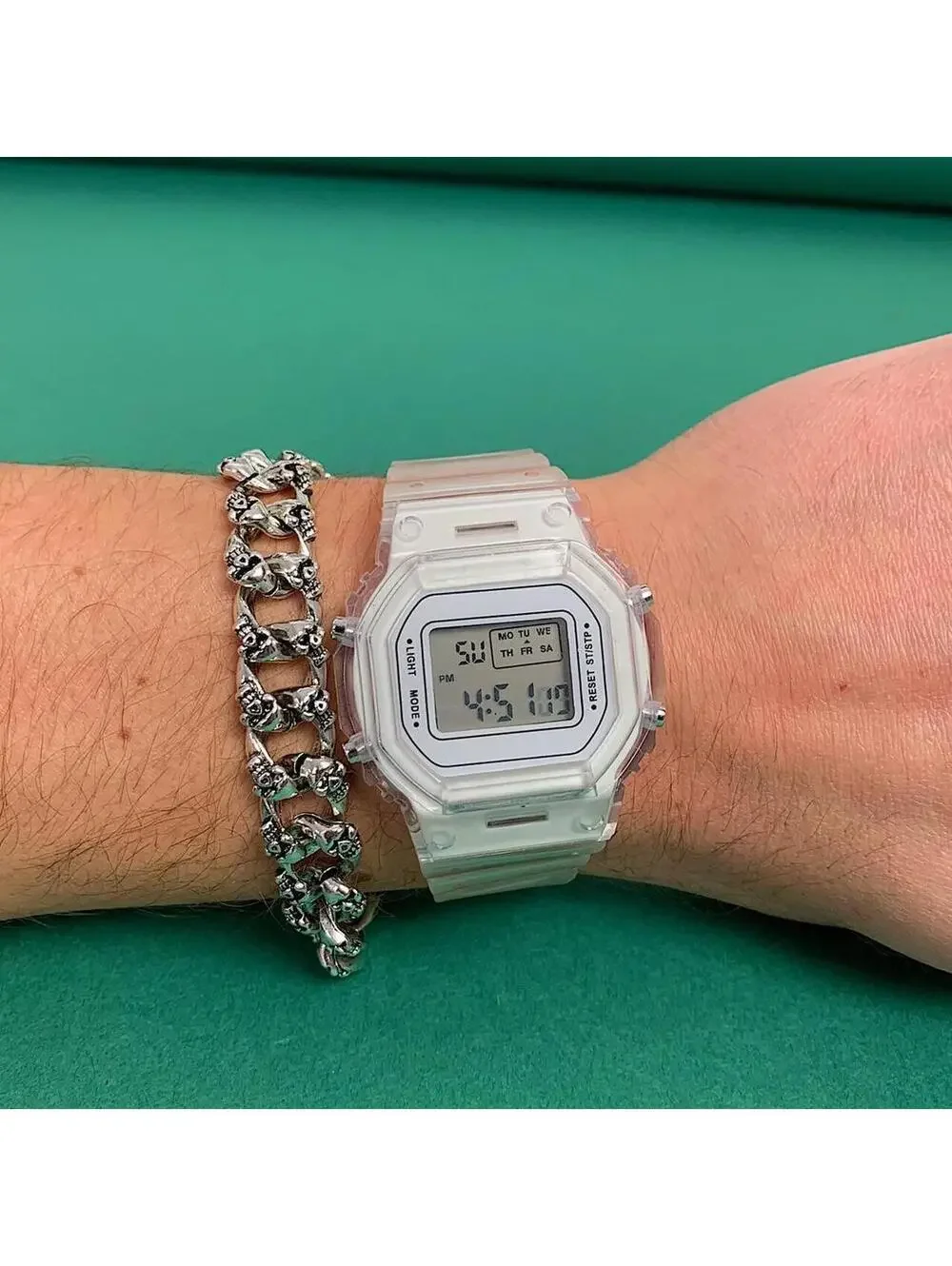 Essential Y2K Cyber 2000s Retro Vintage Style Transparent Digital White Watch
